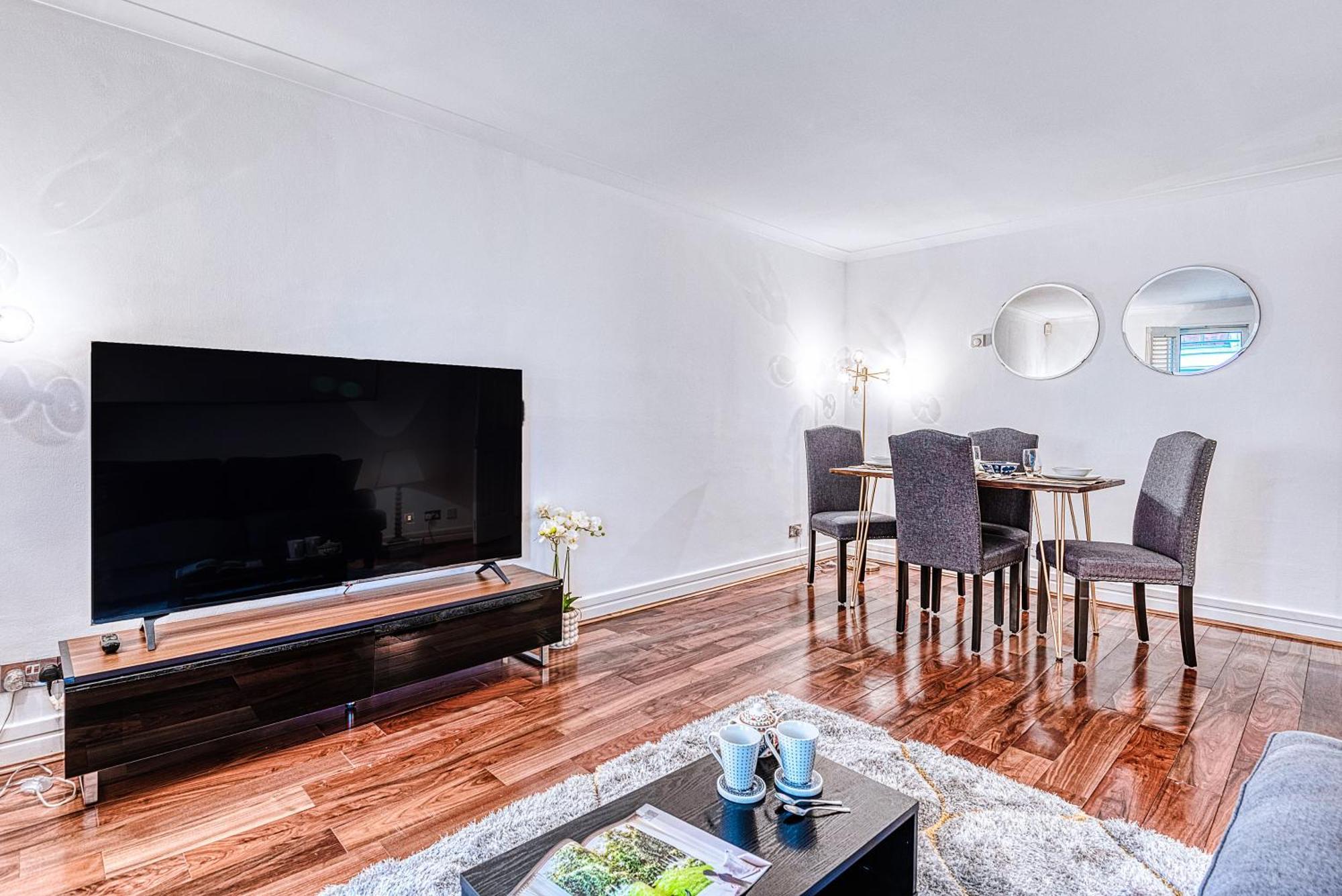 Stunning Apartment In Fashionable Marylebone ลอนดอน ภายนอก รูปภาพ